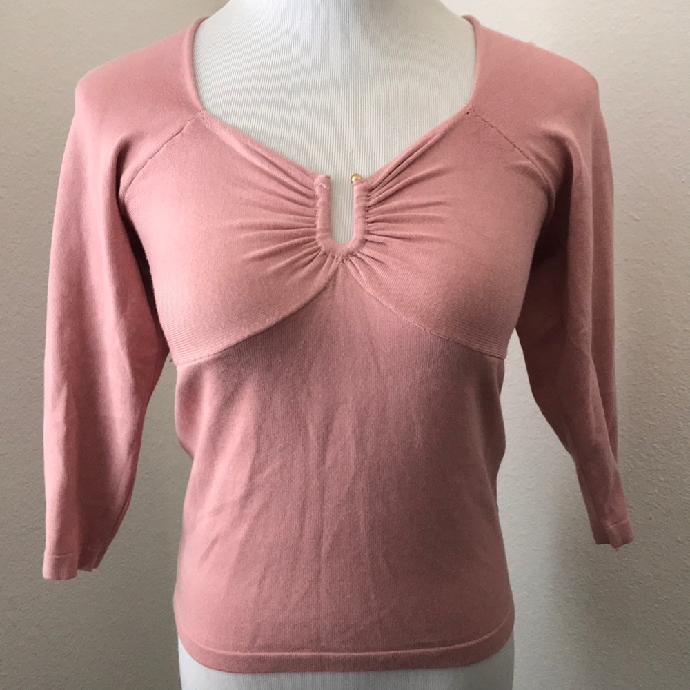 💙3 for $15💙 Pink Sweater Top
